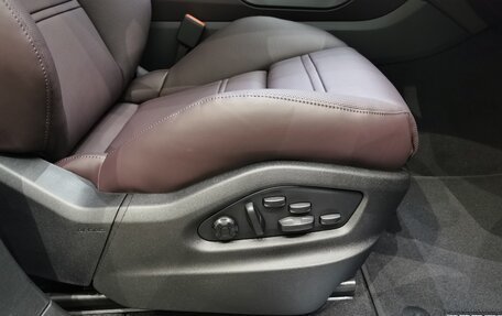 Porsche Cayenne III, 2025 год, 27 290 000 рублей, 13 фотография