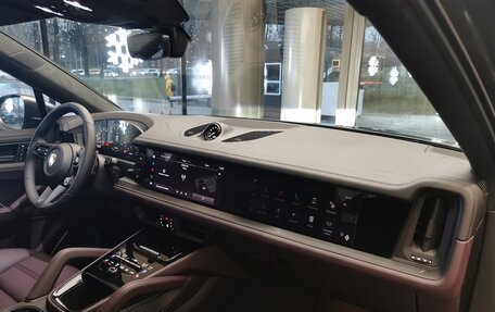 Porsche Cayenne III, 2025 год, 27 290 000 рублей, 14 фотография