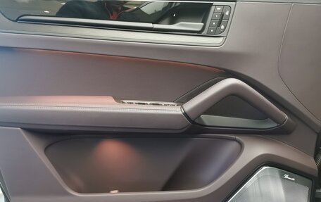 Porsche Cayenne III, 2025 год, 27 290 000 рублей, 10 фотография