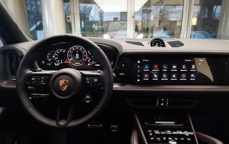 Porsche Cayenne III, 2025 год, 27 290 000 рублей, 30 фотография