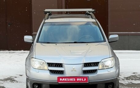 Mitsubishi Outlander III рестайлинг 3, 2005 год, 540 000 рублей, 1 фотография