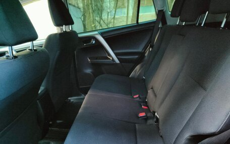 Toyota RAV4, 2017 год, 2 350 000 рублей, 17 фотография