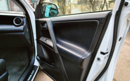 Toyota RAV4, 2017 год, 2 350 000 рублей, 8 фотография