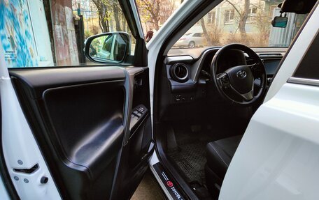 Toyota RAV4, 2017 год, 2 350 000 рублей, 15 фотография