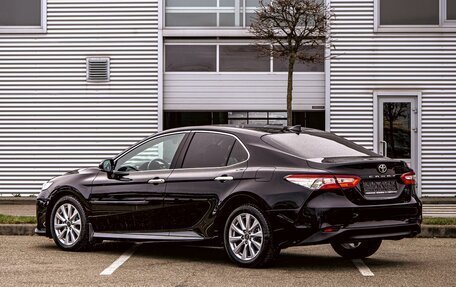 Toyota Camry, 2019 год, 2 095 000 рублей, 4 фотография
