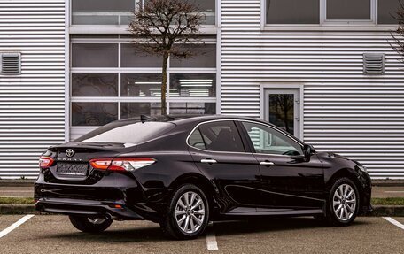 Toyota Camry, 2019 год, 2 095 000 рублей, 6 фотография