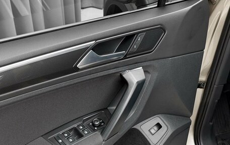 Volkswagen Tiguan II, 2017 год, 2 500 000 рублей, 17 фотография