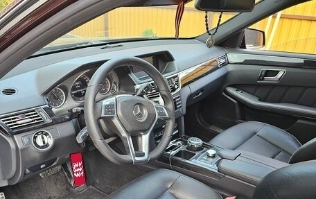 Mercedes-Benz E-Класс, 2012 год, 1 550 000 рублей, 3 фотография