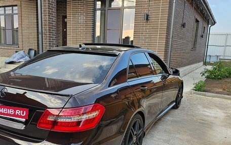 Mercedes-Benz E-Класс, 2012 год, 1 550 000 рублей, 2 фотография