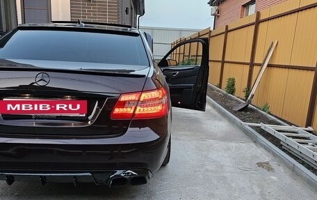 Mercedes-Benz E-Класс, 2012 год, 1 550 000 рублей, 6 фотография