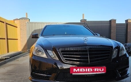 Mercedes-Benz E-Класс, 2012 год, 1 550 000 рублей, 13 фотография