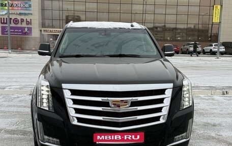 Cadillac Escalade IV, 2018 год, 5 500 000 рублей, 3 фотография