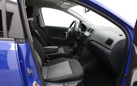 Volkswagen Polo VI (EU Market), 2011 год, 550 000 рублей, 11 фотография