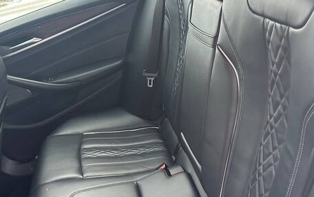 BMW 5 серия, 2018 год, 2 000 000 рублей, 7 фотография