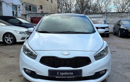 KIA cee'd III, 2013 год, 899 000 рублей, 2 фотография