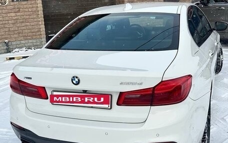 BMW 5 серия, 2018 год, 2 000 000 рублей, 4 фотография