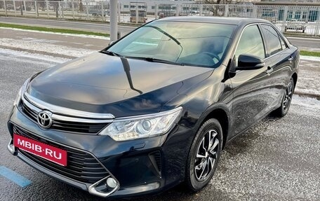 Toyota Camry, 2016 год, 2 300 000 рублей, 2 фотография