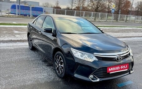 Toyota Camry, 2016 год, 2 300 000 рублей, 4 фотография