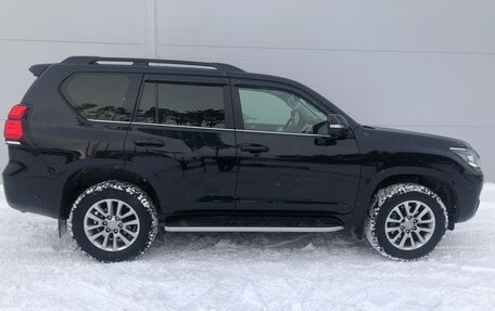 Toyota Land Cruiser Prado 150 рестайлинг 2, 2018 год, 5 394 000 рублей, 6 фотография