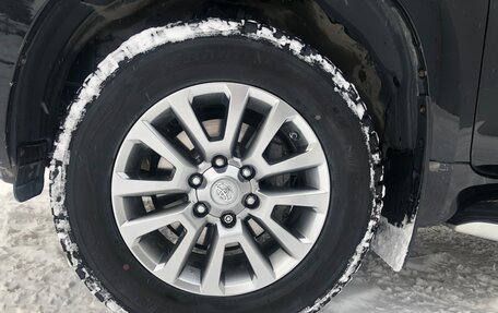 Toyota Land Cruiser Prado 150 рестайлинг 2, 2018 год, 5 394 000 рублей, 28 фотография