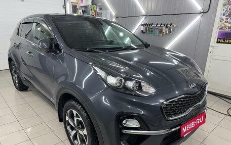KIA Sportage IV рестайлинг, 2020 год, 2 400 000 рублей, 3 фотография