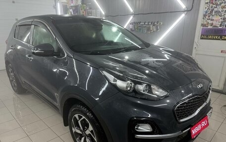 KIA Sportage IV рестайлинг, 2020 год, 2 400 000 рублей, 2 фотография