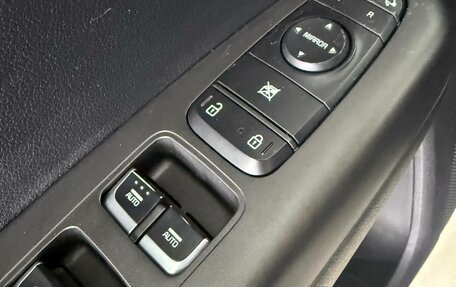 KIA Sportage IV рестайлинг, 2020 год, 2 400 000 рублей, 17 фотография