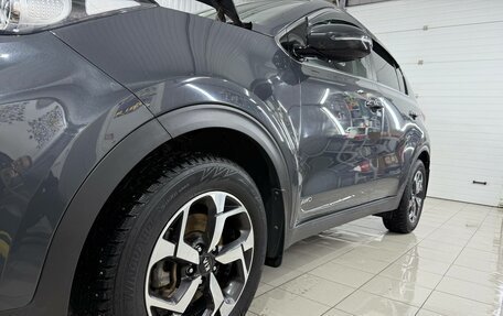 KIA Sportage IV рестайлинг, 2020 год, 2 400 000 рублей, 36 фотография