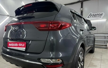 KIA Sportage IV рестайлинг, 2020 год, 2 400 000 рублей, 32 фотография