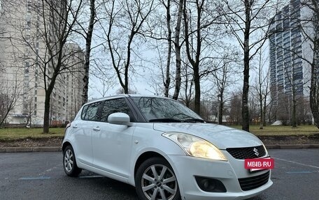 Suzuki Swift IV, 2011 год, 899 000 рублей, 3 фотография
