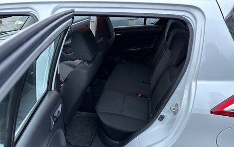 Suzuki Swift IV, 2011 год, 899 000 рублей, 21 фотография