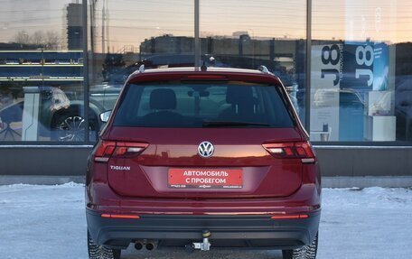 Volkswagen Tiguan II, 2018 год, 1 955 000 рублей, 6 фотография