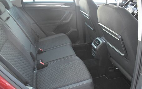 Volkswagen Tiguan II, 2018 год, 1 955 000 рублей, 11 фотография