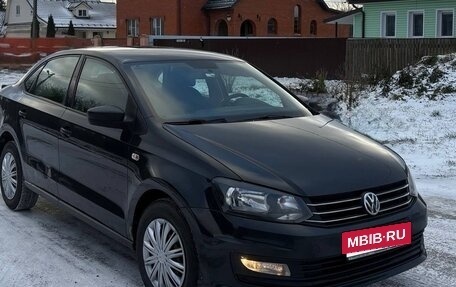 Volkswagen Polo VI (EU Market), 2017 год, 900 000 рублей, 2 фотография