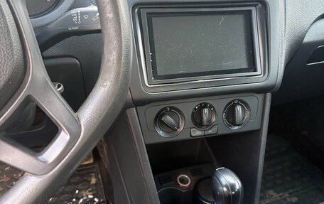 Volkswagen Polo VI (EU Market), 2017 год, 900 000 рублей, 9 фотография