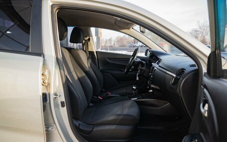 KIA Rio IV, 2017 год, 1 000 000 рублей, 11 фотография