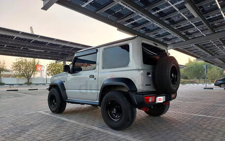 Suzuki Jimny, 2022 год, 2 340 000 рублей, 5 фотография