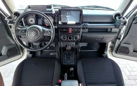 Suzuki Jimny, 2022 год, 2 340 000 рублей, 8 фотография