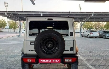 Suzuki Jimny, 2022 год, 2 340 000 рублей, 3 фотография