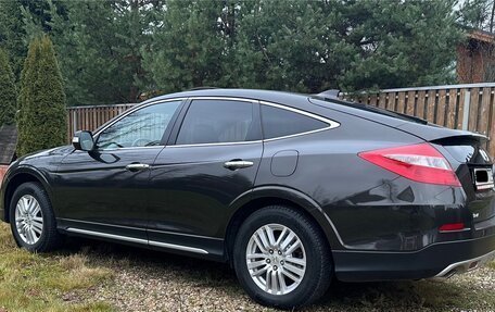 Honda Crosstour I рестайлинг, 2014 год, 1 590 000 рублей, 3 фотография