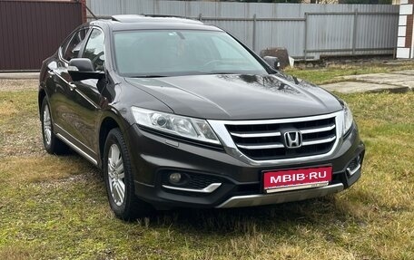 Honda Crosstour I рестайлинг, 2014 год, 1 590 000 рублей, 1 фотография