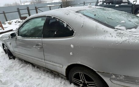 Mercedes-Benz CLK-Класс, 1998 год, 200 000 рублей, 3 фотография