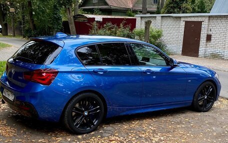 BMW 1 серия, 2019 год, 3 290 000 рублей, 2 фотография