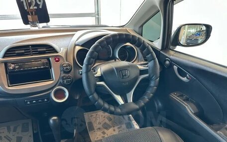 Honda Fit III, 2011 год, 820 000 рублей, 12 фотография