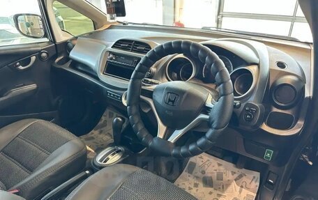 Honda Fit III, 2011 год, 820 000 рублей, 8 фотография