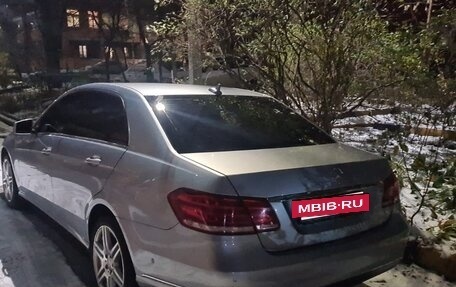 Mercedes-Benz E-Класс, 2013 год, 2 300 000 рублей, 2 фотография