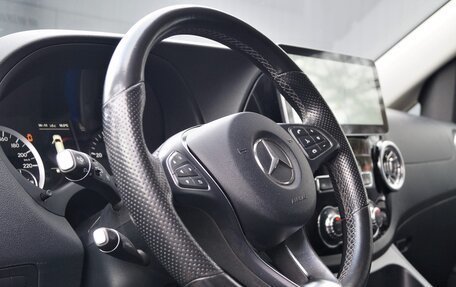 Mercedes-Benz Vito, 2019 год, 4 550 000 рублей, 23 фотография