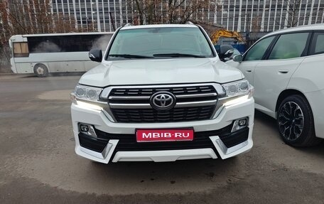 Toyota Land Cruiser 200, 2010 год, 3 300 000 рублей, 1 фотография