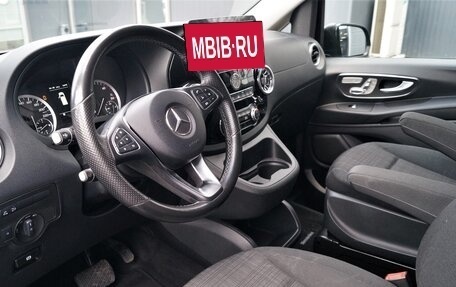 Mercedes-Benz Vito, 2019 год, 4 550 000 рублей, 19 фотография