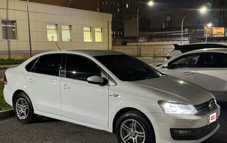 Volkswagen Polo VI (EU Market), 2016 год, 800 000 рублей, 3 фотография